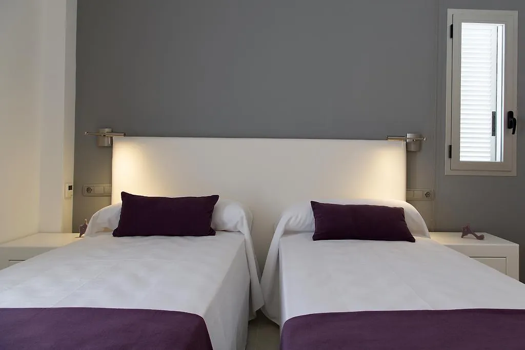Apartamentos Proa - Emar Hotels Only Adults Spain